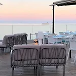 Calavita Rooftop & 4* San-Martino-di-Lota