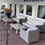 מלון Calavita Rooftop & 4*