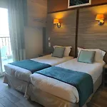 מלון Calavita Rooftop & 4*