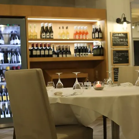 Calavita Rooftop & Hotell