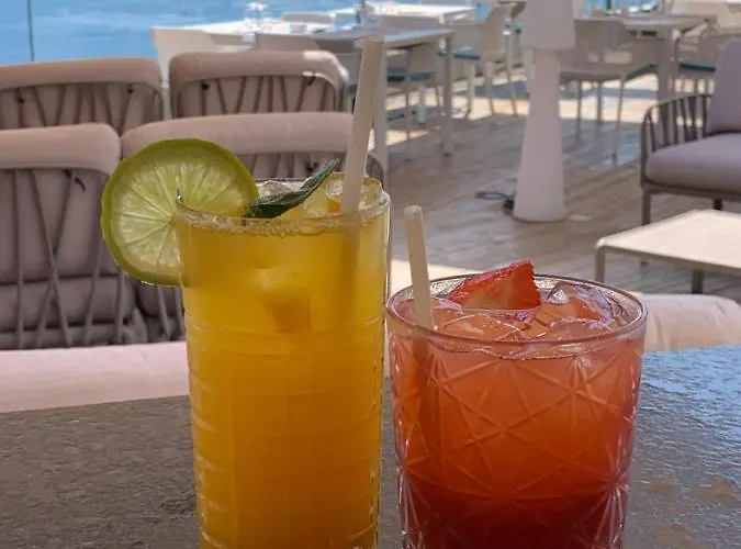 Calavita Rooftop & 4* San-Martino-di-Lota