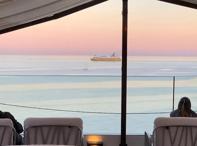 Hotell Calavita Rooftop & 4*