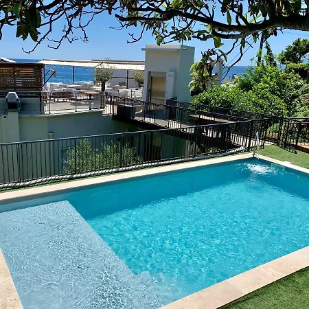 Hotel Calavita Rooftop & Spa San-Martino-di-Lota