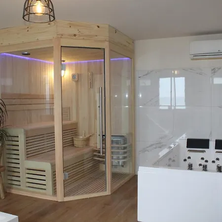 Hotel Calavita Rooftop & Spa 4*
