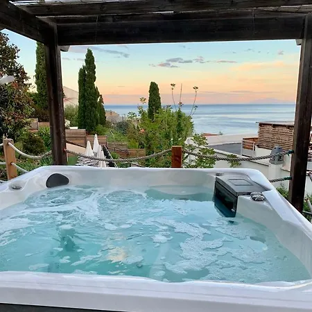 Hotel Calavita Rooftop & Spa 4*