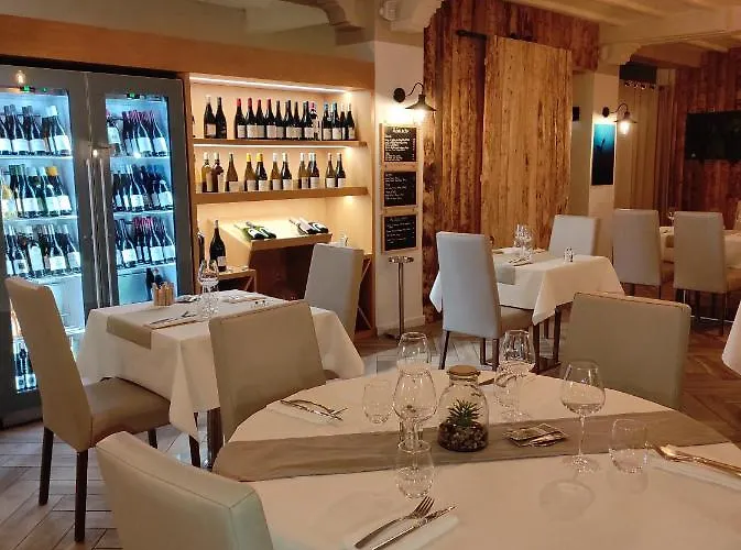 Calavita Rooftop & Szálloda