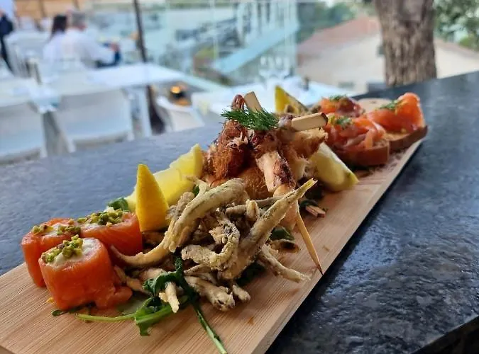 Calavita Rooftop & Hotel