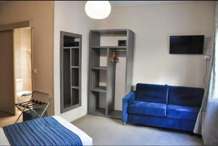 Calavita Rooftop & 4* San-Martino-di-Lota